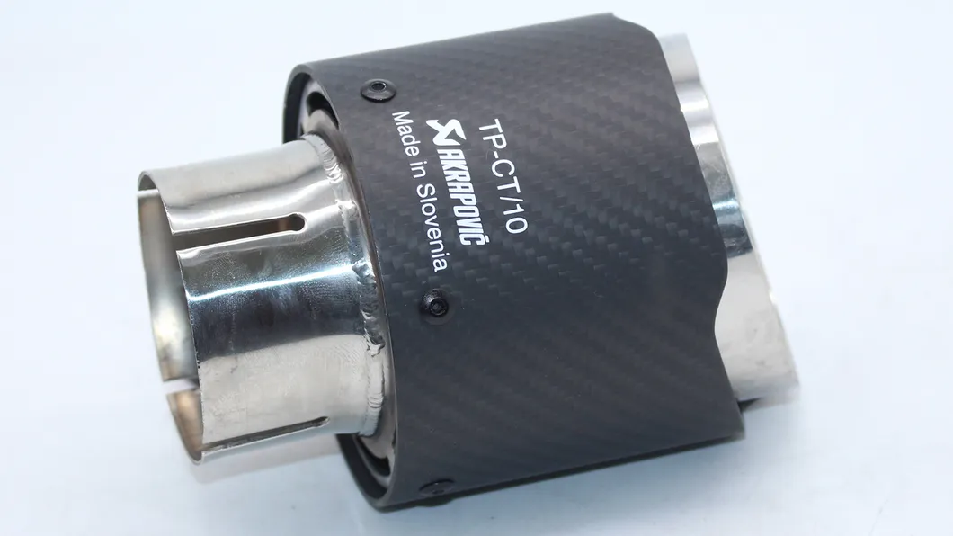 Auto Car Accessories Parts Muffler Exhaust Carbon Tip for Cayenne 18+ S Gts Turbo 15+ 10+ 19+ Macan Gts 14+ for Palamera 17+ S for Cayman 16+ 08+