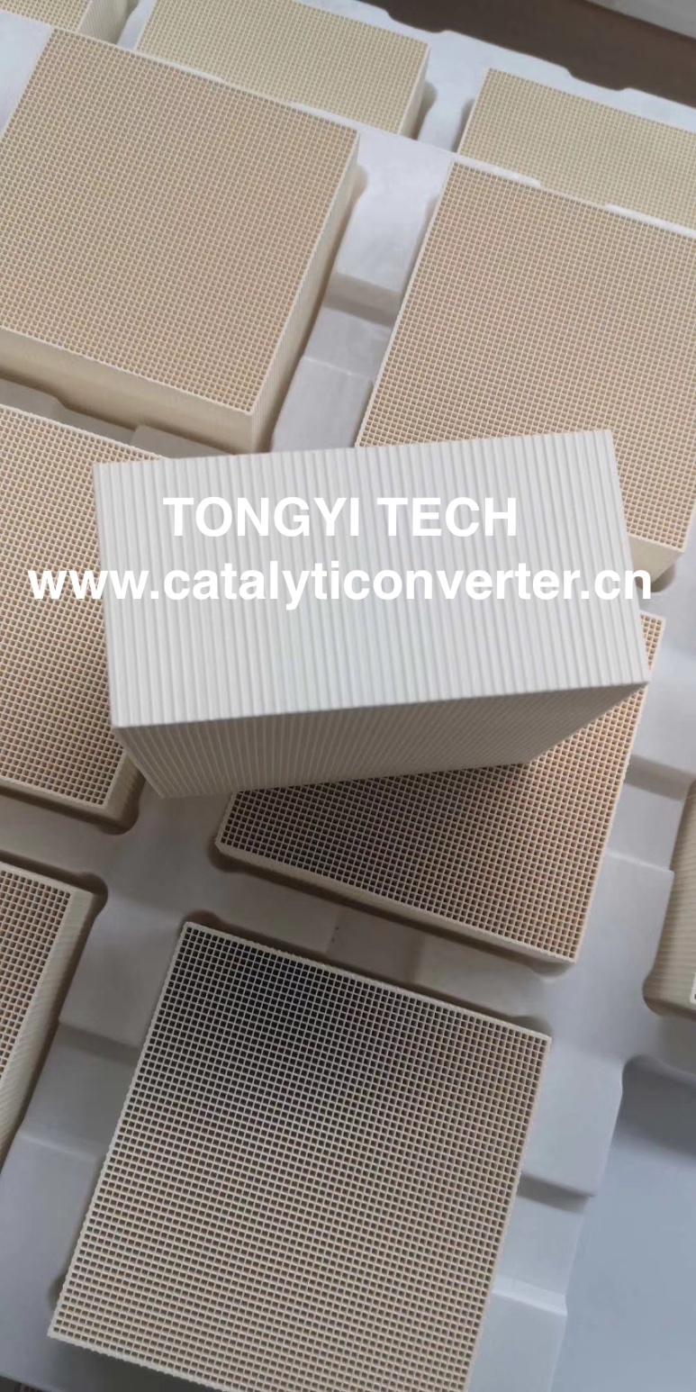 Ceramic Honeycomb Substrate for Catalytic Converter with Coating Noble Metals or Not