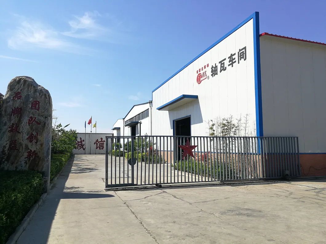 Engine Parts 12010-Ea001 with Aluminum Material for Nissan Qr25de/B Piston