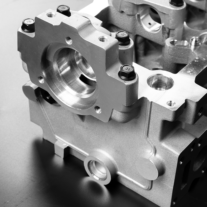 Factory D4ea D4ha 2.0TCI 2.0 Cylinder Head for KIA 22100-27000 22100-27902 22100-27900 22100- 27901