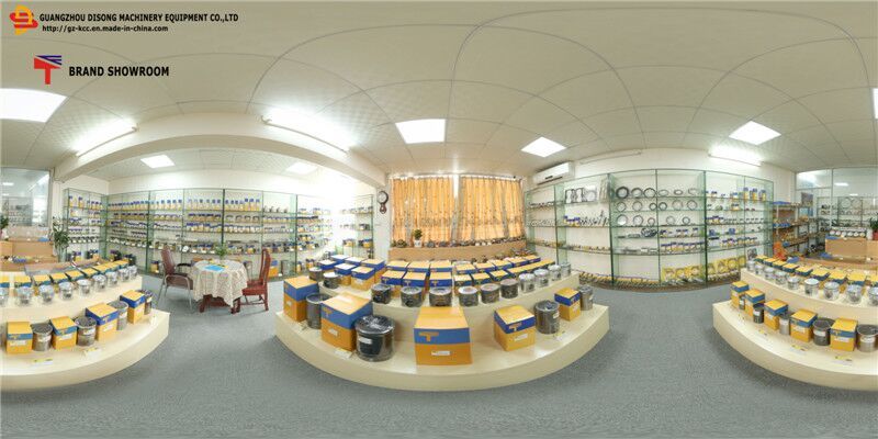 PC200-7-S6d102 Spare Parts Injection Pump 6738-71-1110